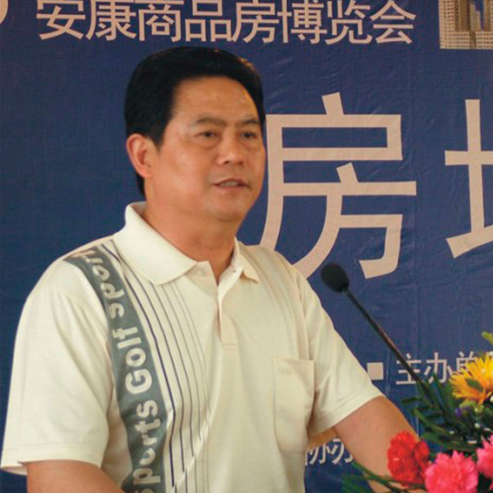 記省勞模、興安地產(chǎn)集團董事長兼總經(jīng)理江樹群